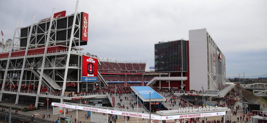 San Francisco 49ers Official Fan Experience Package Tickets